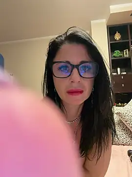 Snapshot of MichelleCara chatting on October 2025 07:53:02 AM MichelleCara online show from October 2025 07:53:02 AM