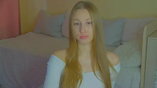 BritneyCruze online show from October 2025 07:53:02 AM