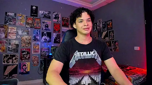 soy ian  online show from December 2024 12:43:02 AM