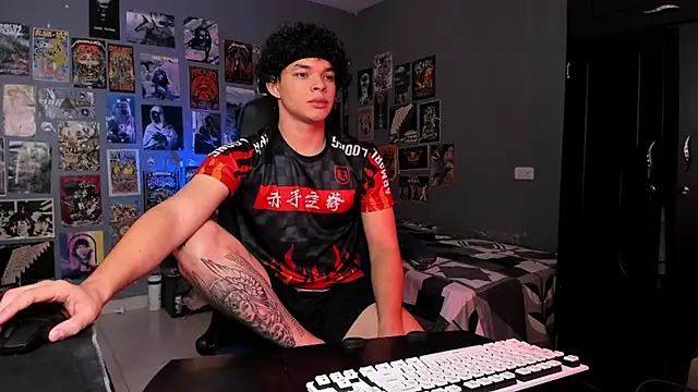 soy ian  online show from February 2025 09:45:02 PM