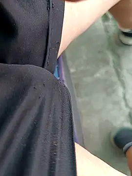 Snapshot of maxi_6969 chatting on December 2024 11:27:02 PM maxi 6969 online show from December 2024 11:27:02 PM