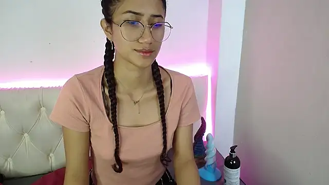 KaitlynLoveCam online show from February 2025 04:11:01 AM