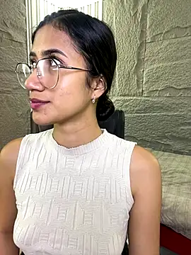 Snapshot of KaitlynLoveCam chatting on October 2025 11:13:02 PM KaitlynLoveCam online show from October 2025 11:13:02 PM