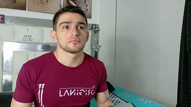 Sexy Alejandro  online show from December 2024 01:00:01 PM