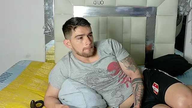 Sexy Alejandro  online show from December 2024 12:24:01 PM