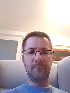 Snapshot of riskybusiness9090 chatting on October 2025 05:19:02 AM riskybusiness9090 online show from October 2025 05:19:02 AM