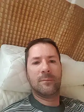 Snapshot of riskybusiness9090 chatting on November 2025 06:38:02 AM riskybusiness9090 online show from November 2025 06:38:02 AM