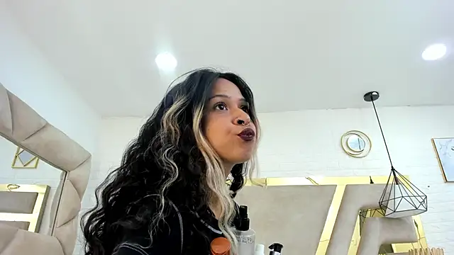 Snapshot of rave_connor chatting on October 2025 06:49:02 PM rave connor online show from October 2025 06:49:02 PM