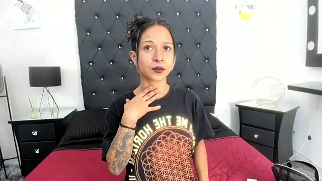 Snapshot of rave_connor chatting on October 2025 07:25:02 PM rave connor online show from October 2025 07:25:02 PM