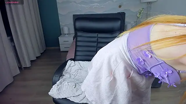 Melissa Nets online show from October 2025 04:25:02 AM