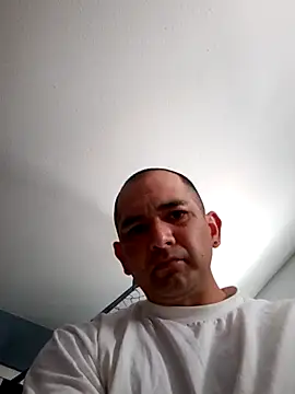 Snapshot of NewKing100 chatting on February 2025 04:56:02 PM NewKing100 online show from February 2025 04:56:02 PM