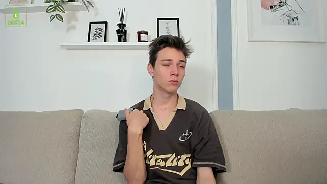 Snapshot of Viego_Pattel chatting on September 2025 04:30:01 PM Viego Pattel online show from September 2025 04:30:01 PM