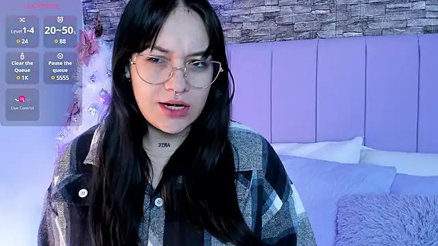 Snapshot of aurora_sweet2 chatting on December 2024 11:37:02 AM aurora sweet2 online show from December 2024 11:37:02 AM