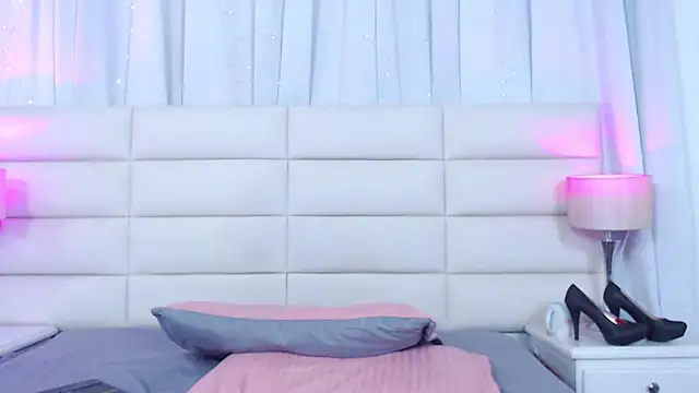 MafeeRoss online show from January 2025 03:57:02 PM