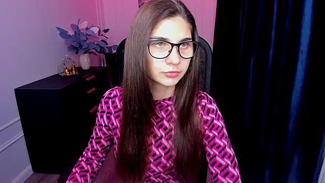 MiaAxel online show from September 2025 05:01:02 AM