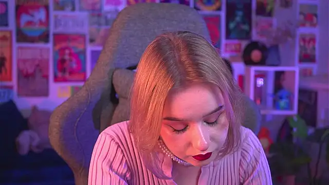 AdeleLoomis online show from December 2024 02:27:01 PM