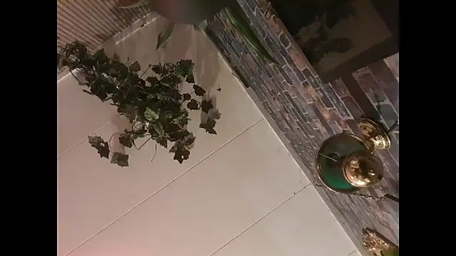 Snapshot of mikeythebestsucker chatting on October 2025 10:06:01 AM mikeythebestsucker online show from October 2025 10:06:01 AM