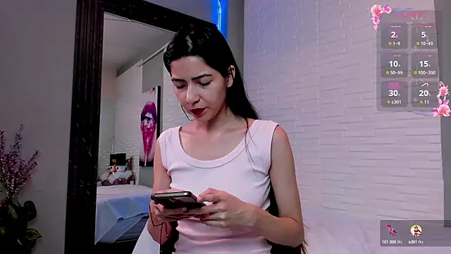 sweetieandjuicyy online show from December 2024 02:00:01 PM