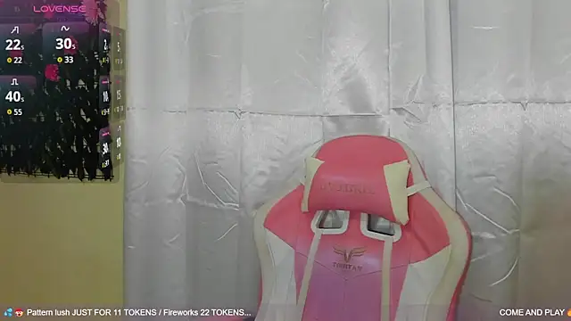 Snapshot of sweetieandjuicyy chatting on October 2025 01:04:02 PM sweetieandjuicyy online show from October 2025 01:04:02 PM