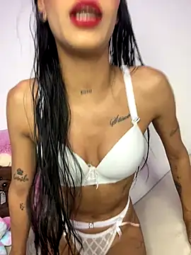 Snapshot of Exotic_girl666 chatting on November 2025 09:35:01 PM Exotic girl666 online show from November 2025 09:35:01 PM