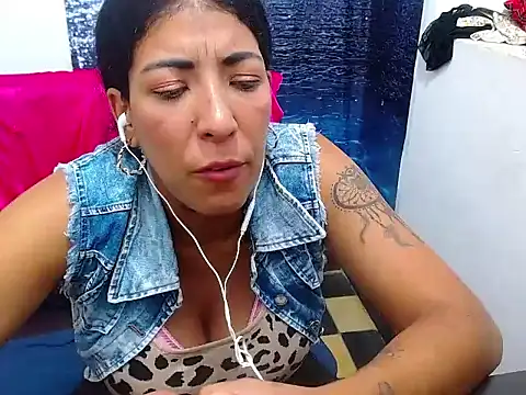 pervert lau online show from January 2025 06:43:01 PM