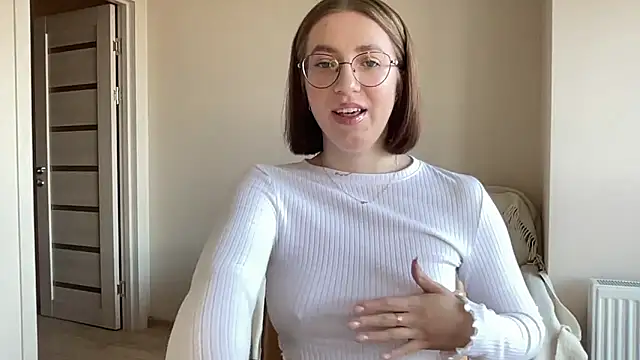 Snapshot of liins_wet chatting on January 2025 11:04:02 AM liins wet online show from January 2025 11:04:02 AM
