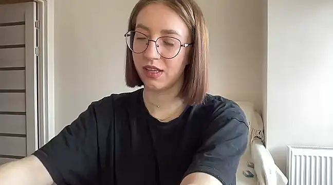 Snapshot of liins_wet chatting on January 2025 10:25:02 AM liins wet online show from January 2025 10:25:02 AM