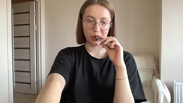 Snapshot of liins_wet chatting on January 2025 07:46:02 AM liins wet online show from January 2025 07:46:02 AM