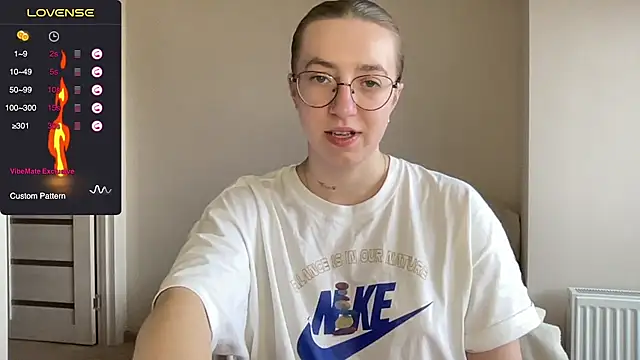 Snapshot of liins_wet chatting on March 2025 02:01:02 PM liins wet online show from March 2025 02:01:02 PM