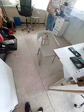 Hlanduro online show from March 2025 07:27:02 PM