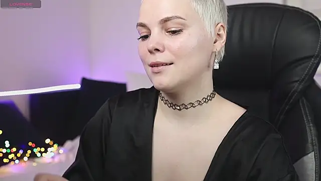 LikaBerry1 online show from January 2025 07:59:02 PM