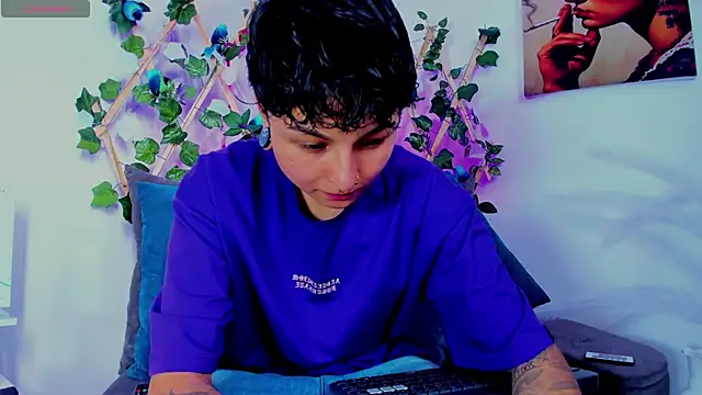 ZuryRamirez  online show from February 2025 07:31:02 PM