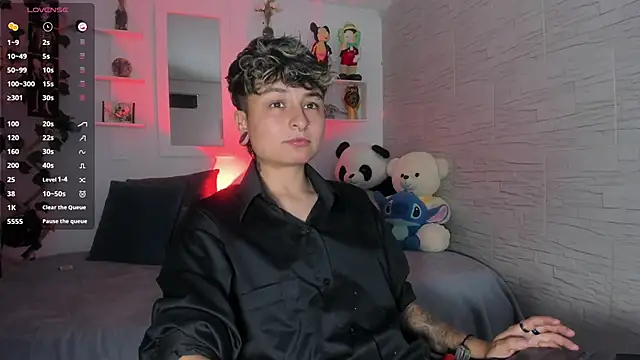 ZuryRamirez  online show from October 2025 08:31:02 PM