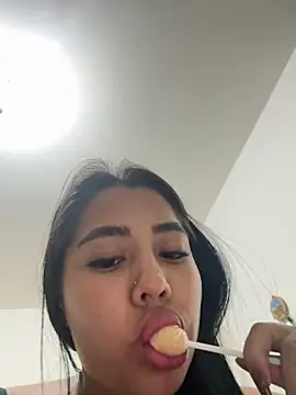 Snapshot of darsha_90 chatting on November 2025 12:23:01 AM darsha 90 online show from November 2025 12:23:01 AM