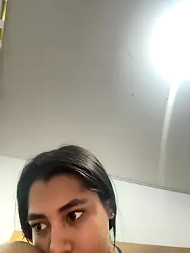 Snapshot of darsha_90 chatting on November 2025 12:33:01 AM darsha 90 online show from November 2025 12:33:01 AM