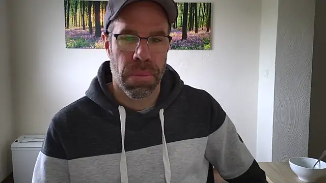 Snapshot of Harry_Boldt chatting on October 2025 09:32:01 AM Harry Boldt online show from October 2025 09:32:01 AM