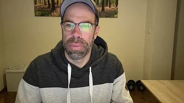 Snapshot of Harry_Boldt chatting on October 2025 04:57:01 AM Harry Boldt online show from October 2025 04:57:01 AM