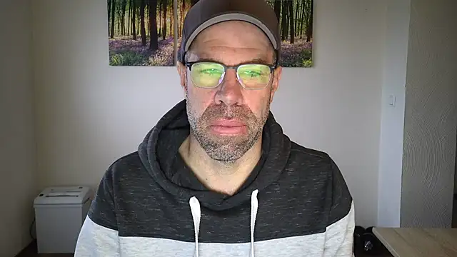 Snapshot of Harry_Boldt chatting on October 2025 07:01:01 AM Harry Boldt online show from October 2025 07:01:01 AM