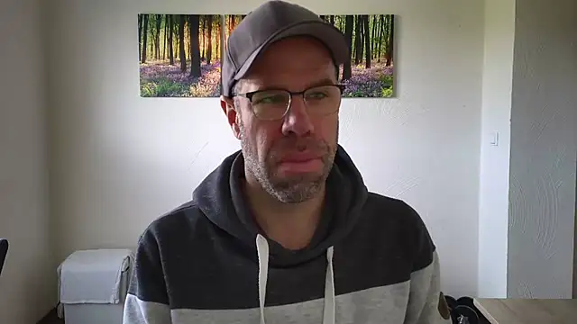 Snapshot of Harry_Boldt chatting on October 2025 08:49:01 AM Harry Boldt online show from October 2025 08:49:01 AM