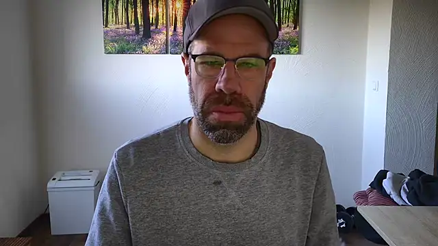 Snapshot of Harry_Boldt chatting on November 2025 07:53:01 AM Harry Boldt online show from November 2025 07:53:01 AM