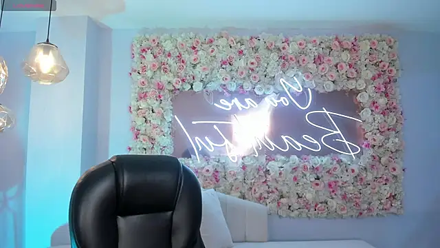 Snapshot of GabriellaLee chatting on March 2025 03:13:02 AM GabriellaLee online show from March 2025 03:13:02 AM