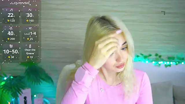 Snapshot of Ashley_S chatting on November 2025 11:04:02 PM Ashley S online show from November 2025 11:04:02 PM