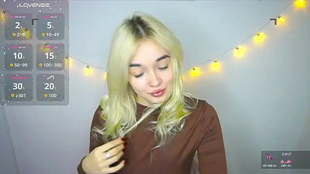 Snapshot of Ashley_S chatting on November 2025 11:13:01 PM Ashley S online show from November 2025 11:13:01 PM