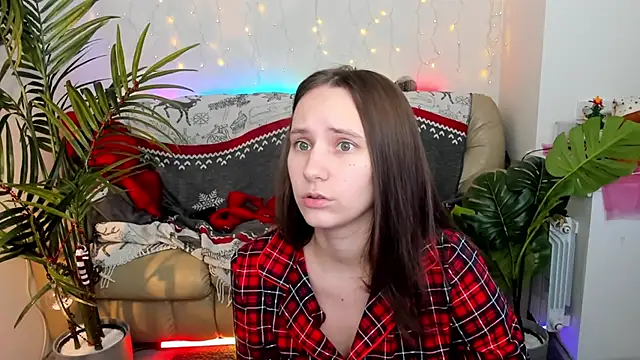 HotCaramellsTV online show from January 2025 05:00:02 PM