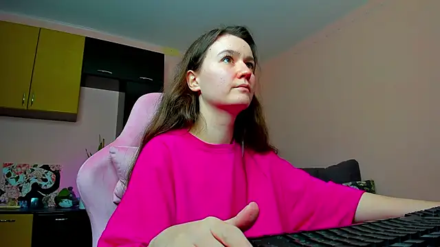 Snapshot of ameli_moon chatting on December 2025 02:33:02 PM ameli moon online show from December 2025 02:33:02 PM