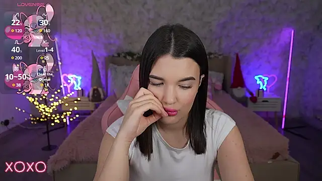 YourLolaBunny online show from December 2024 05:49:02 AM