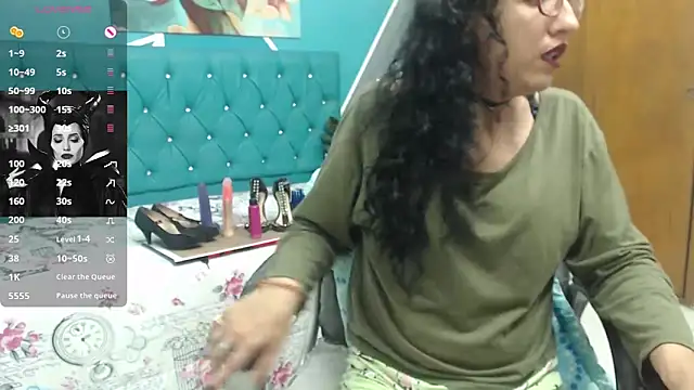 sabrina dupont online show from October 2025 12:50:01 PM