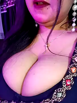 Suhanakhan00 online show from January 2025 07:07:02 AM