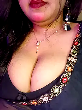 Suhanakhan00 online show from March 2025 06:00:01 PM