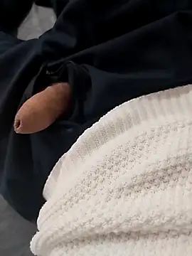 ptrz990 online show from October 2025 05:20:02 PM